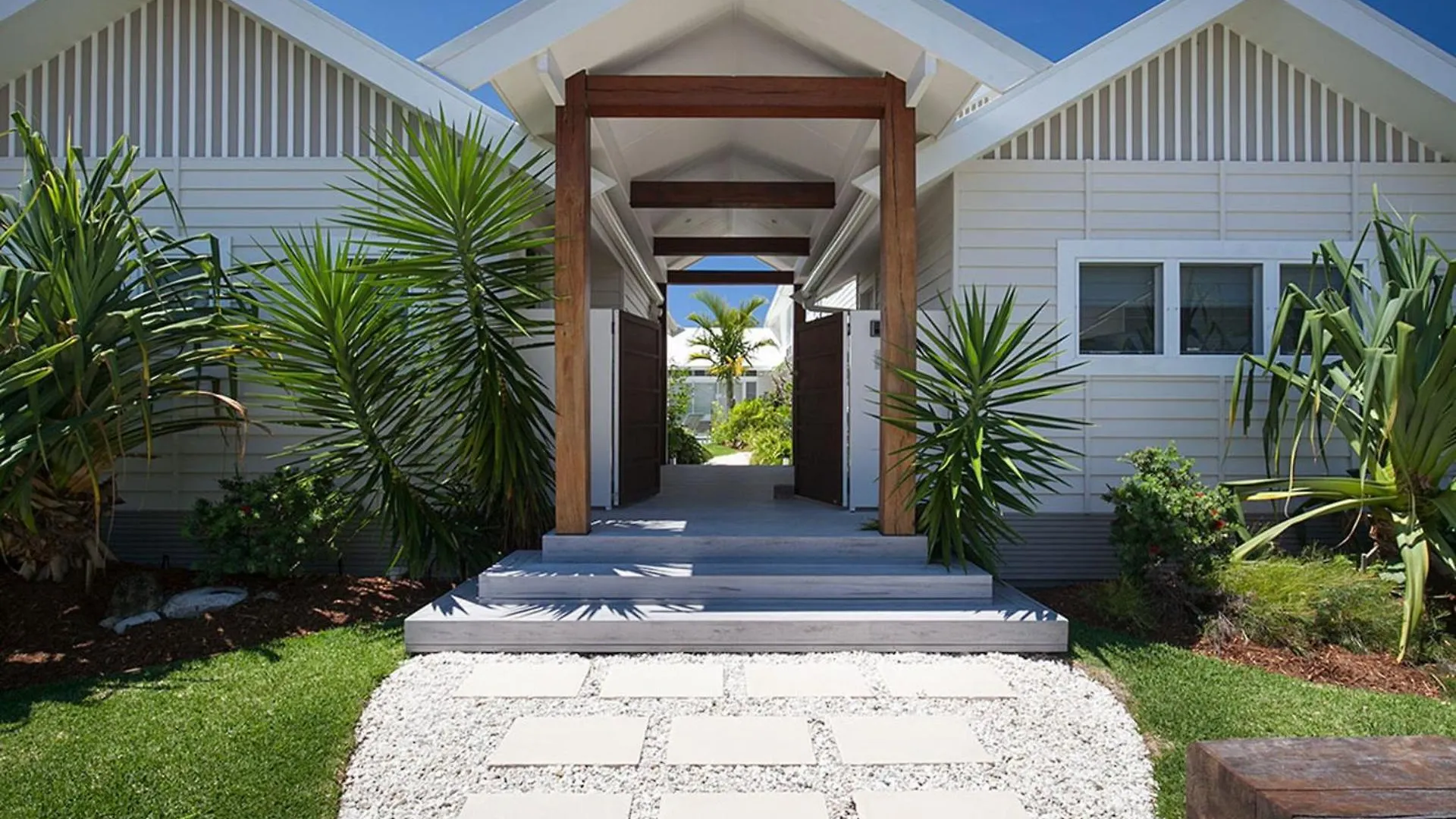 White Sands Beach House Marcoola Australia